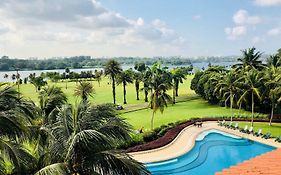 Orchid Country Club Hotel 4*